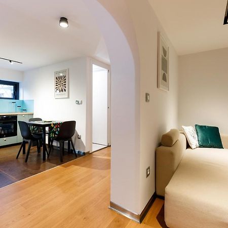 Stylish City Apartment Сплит Экстерьер фото