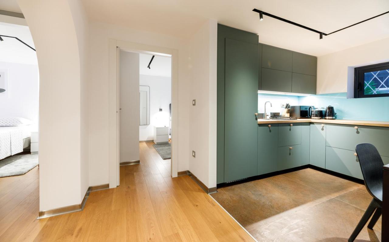 Stylish City Apartment Сплит Экстерьер фото