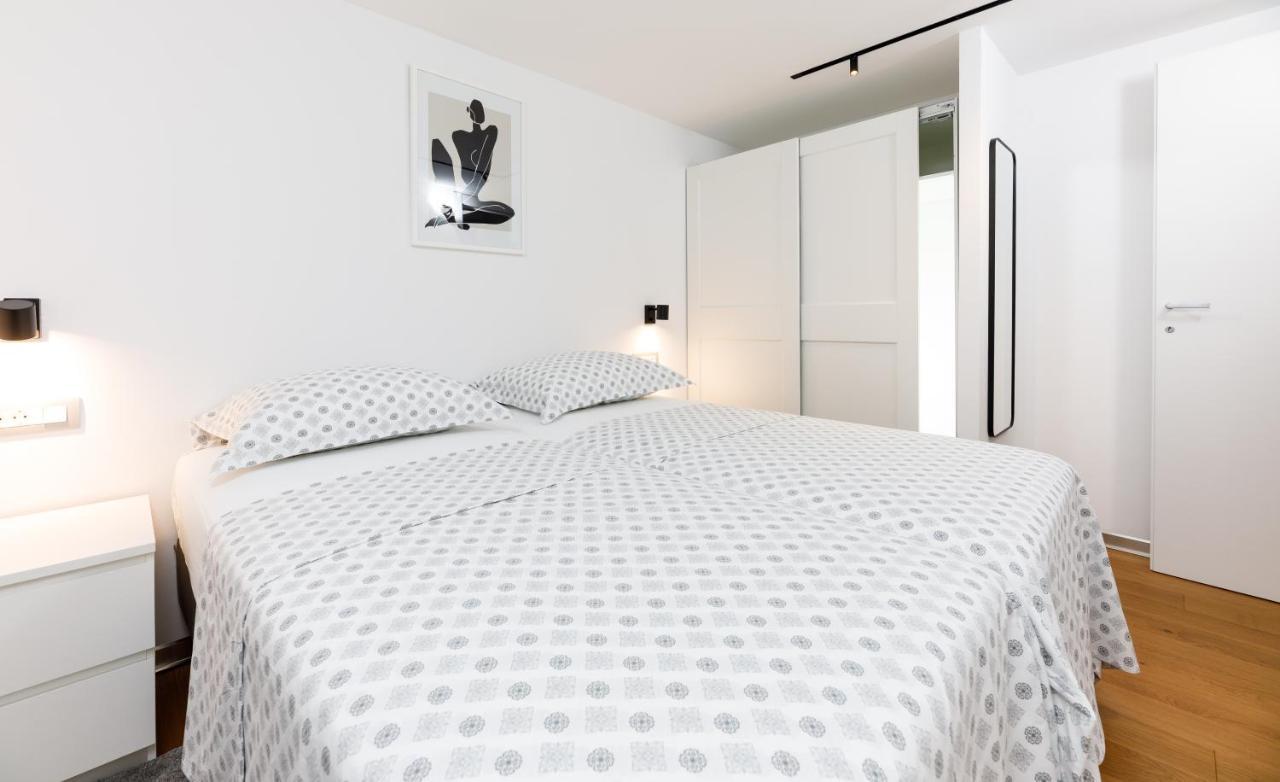 Stylish City Apartment Сплит Экстерьер фото